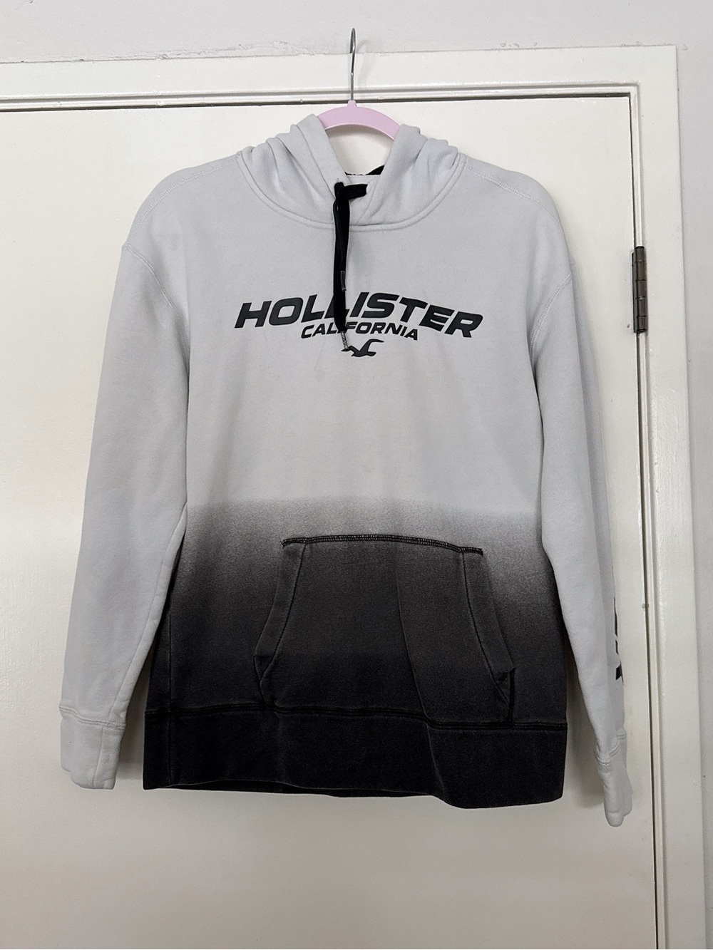 Hollister Men's White to Black Ombre Logo Hoodie